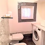 La Corte Di Gio' 2 *